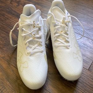 Under armor Blur football cleats